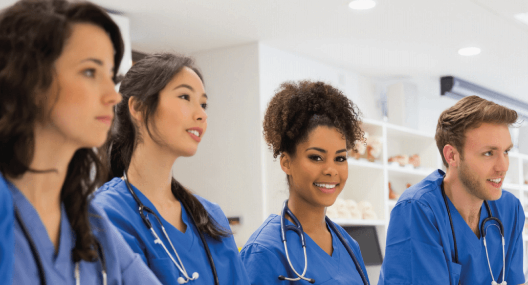 Navegando hacia el Éxito en los Exámenes USMLE